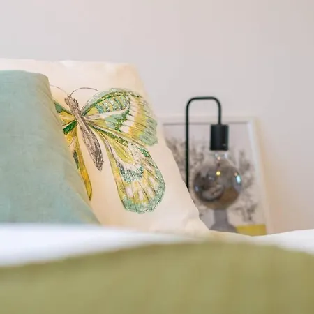 Olive Tree - Klimatyzacja - Air Conditioning-self-check-in *